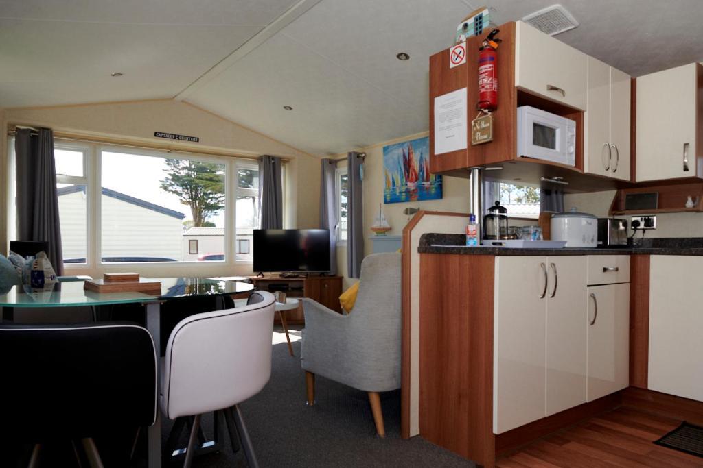 Captain'S Quarters B67 Brixham Exterior foto